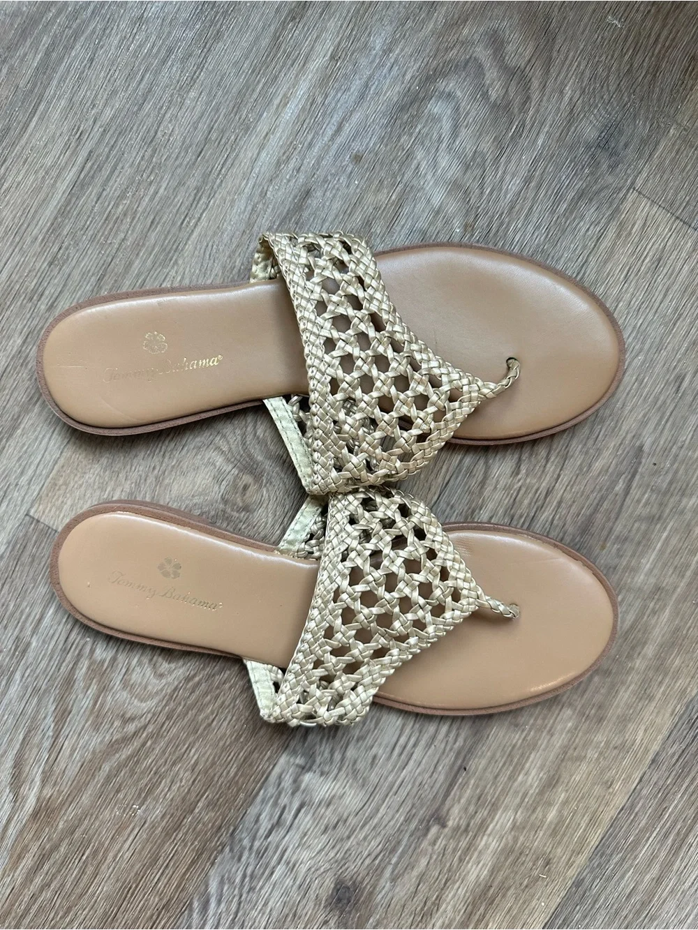 Tommy Bahama Women’s Gold Woven Thong Sandals Slip On Flip Flops Casual